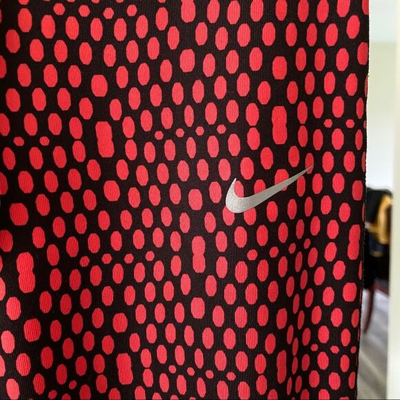 Nike Dri Fit Cropped Leggings Pants Red size M - Picture 3 of 8